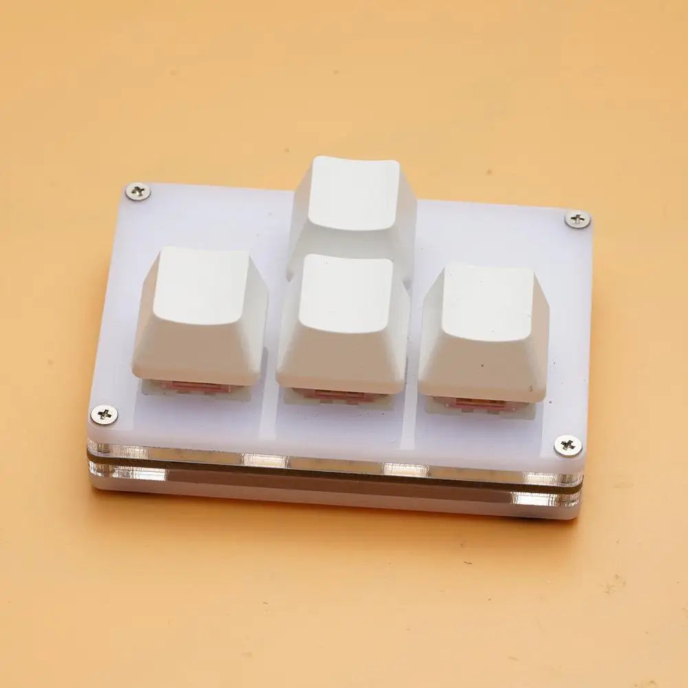 Mini Teclado Gamer Mecánico 4 Teclas – Compacto y Ergonómico, Ideal para Gaming y Streaming